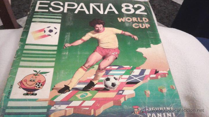 Fu&szlig;ball-Sticker: 4 CROMO ALBUM ESPA&Ntilde;A 82 PANINI. RECORTADO O DESPEGADOS PERO BUEN ESTADO. LEER
