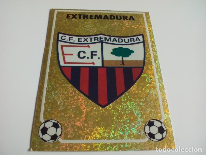 Fu&szlig;ball-Sticker: ESCUDO (EXTREMADURA) - FONDO CIRCULOS - CROMO LIGA 1996 1997 PANINI 96 97