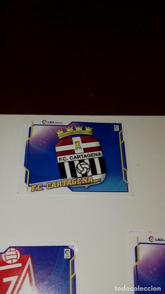 Figurine di Calcio: CROMO SIN PEGAR ESTE FUTBOL PANINI 2010 2011 10 11 ESCUDO LIGA ADELANTE CARTAGENA