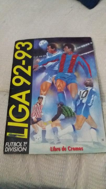 Cromos de F&uacute;tbol: 92/93 ESTE. ALBUM NO COMPLETO CON VERSION DIF&Iacute;CIL ZAMORANO BASTANTE BUEN ESTADO. LEER