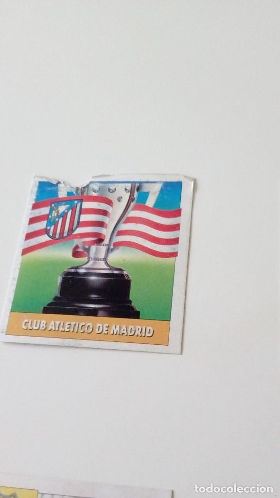 Fu&szlig;ball-Sticker: CAJ-23D32 ESTE 92 93 1992 1993 DESPEGADO ALBUM ESCUDO ATLETICO DE MADRID