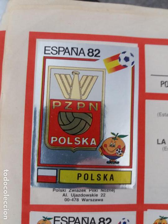 Figurine di Calcio: MUNDIAL ESPA&Ntilde;A 82 PANINI RECORTADO ESCUDO selecci&oacute;n polonia. LEER