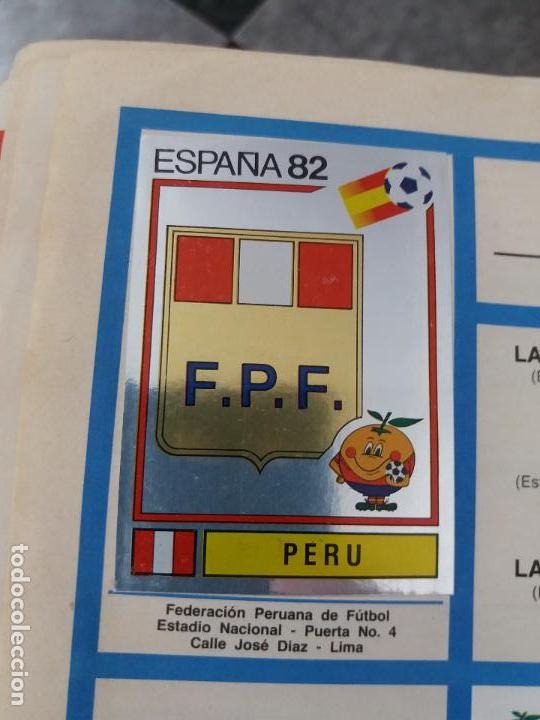 Cromos de F&uacute;tbol: MUNDIAL ESPA&Ntilde;A 82 PANINI RECORTADO ESCUDO selecci&oacute;n Per&uacute;. LEER