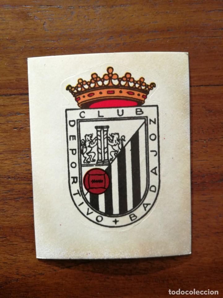 antiguo cromo adhesivo nº 2 escudos oficiales d - Compra venta en  todocoleccion