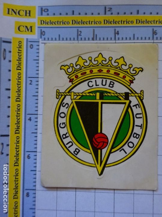 Cromos de f&uacute;tbol: PEGATINA CROMO DE F&Uacute;TBOL. A&Ntilde;O 1981. TROQUELADO DIFUSORA CULTURA. 21 CLUB F&Uacute;TBOL BURGOS ESCUDO. 74