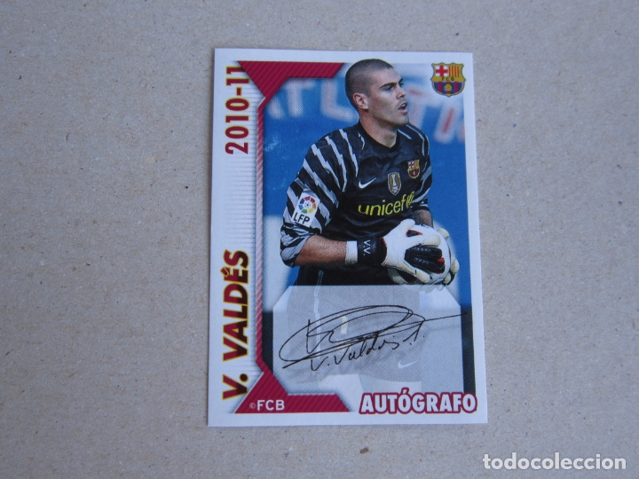 Fu&szlig;ball-Sticker: PANINI COLECCION OFICIAL BARCELONA 2010 2011 N&ordm; 17 VICTOR VALDES 10 11 NUEVO