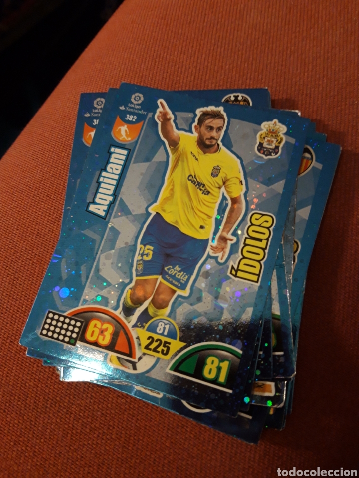 Cartes &agrave; collectionner de Football: Adrenalyn XL 2017 2018 17 18 idolos las palmas aquilani 382