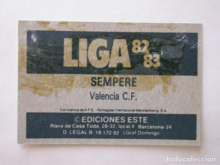 Cromos de f&uacute;tbol: SEMPERE DEL VALENCIA DE EDICIONES ESTE 82-83, DESPEGADO (C) - Foto 2