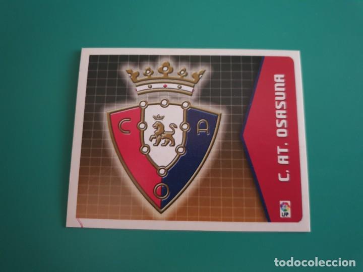 Cromos de f&uacute;tbol: ESCUDO - OSASUNA - EDICIONES ESTE 2005-06 - 05/06 - Foto 1