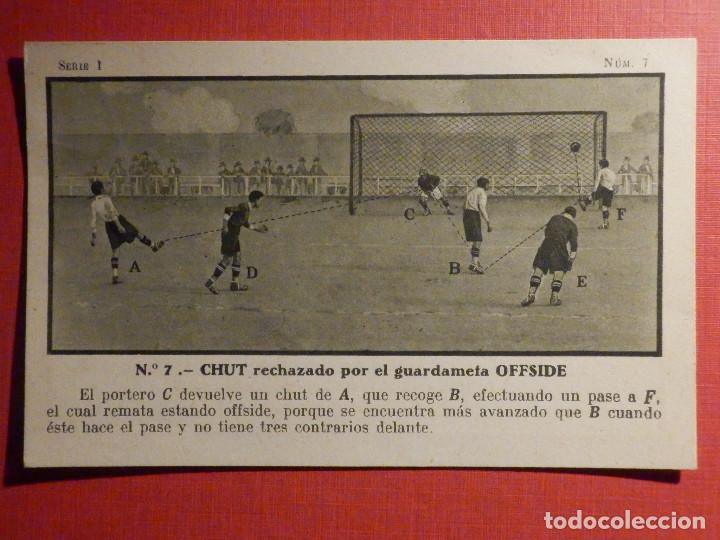 Figurine di Calcio: Antiguo cromo futbol - Serie I n&ordm; 18 - Intervenci&oacute;n de un contrario despu&eacute;s del aut NO OFFSIDE