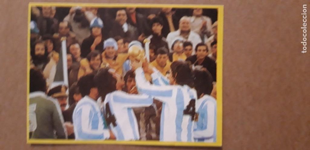 Cromos de F&uacute;tbol: 1 CROMO DE ** FUTBOL EN ACCION DANONE 82 N. 90 ** RECUPERADO