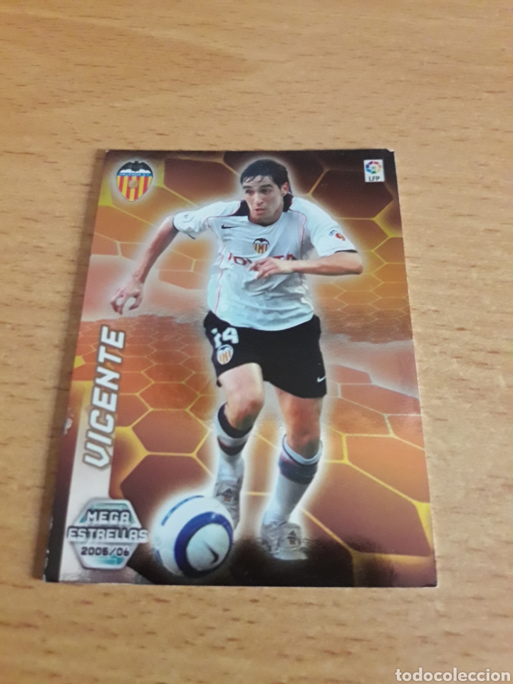 Fu&szlig;ball-Sticker: panini megacracks 2005 2006 05 06 382 Vicente Valencia megaestrella