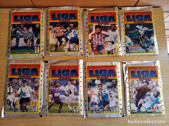 Cartes &agrave; collectionner de Football: LOTE 8 SOBRES SIN ABRIR DIFERENTES COLECCI&Oacute;N LAS FICHAS DE LA LIGA 97 98 MUNDICROMO EN BUEN ESTADO