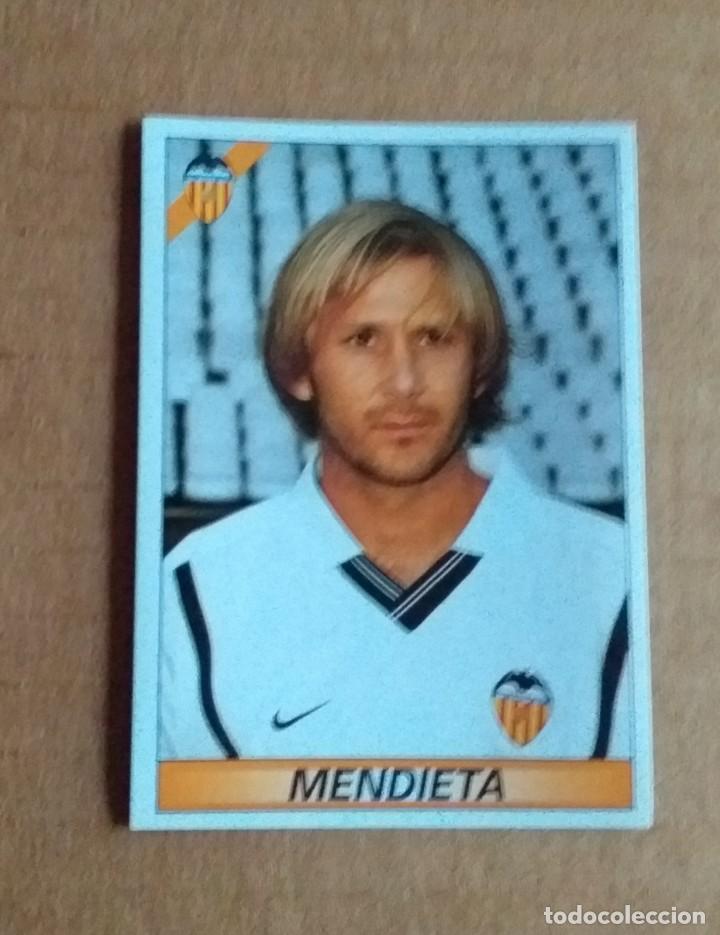 Cromos de f&uacute;tbol: Cromo adhesivo n&ordm; 85 Haciendo historia por Europa Valencia 2000-2001 de Panini. Nuevo de sobre.