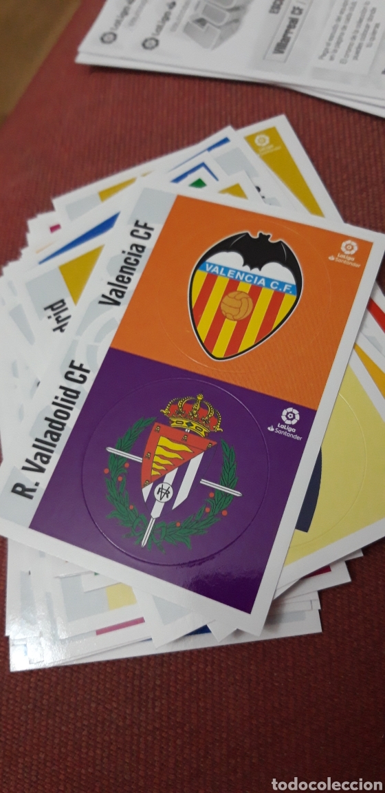 Football Stickers: Valencia Valladolid Escudo este 20 21.2020 2021