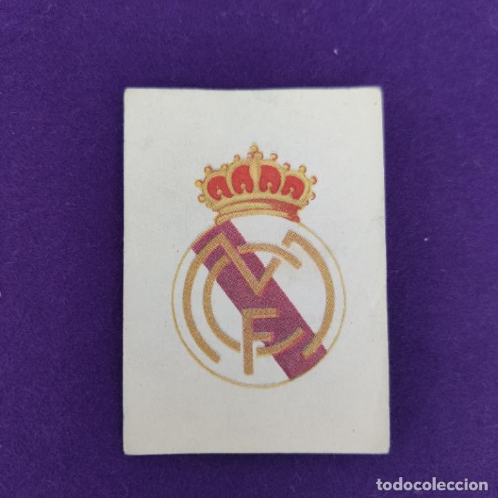 escudo real madrid 5,5 x 4 cm. - Compra venta en todocoleccion