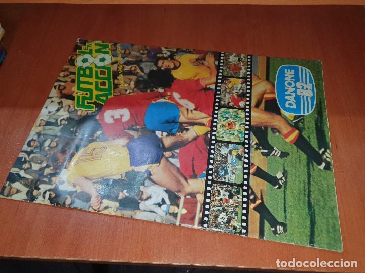 Cromos de F&uacute;tbol: Futbol en accion, de danone, completo