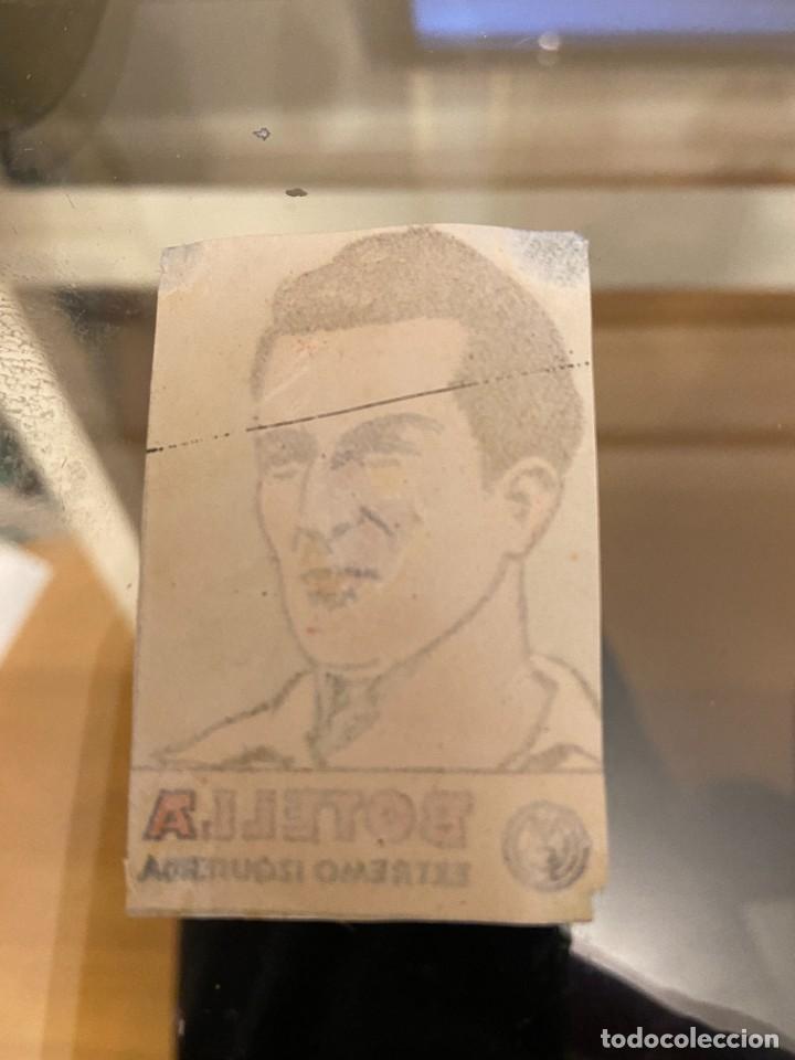 Cromos de f&uacute;tbol: BOTELLA REAL MADRID 1942 - Foto 2