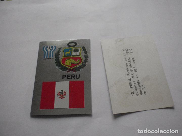 Cromos de F&uacute;tbol: Cromo de futbol. N&ordm; 13 PERU VERSI&Oacute;N PLATA MAGA 1977-78. Muy buen estado