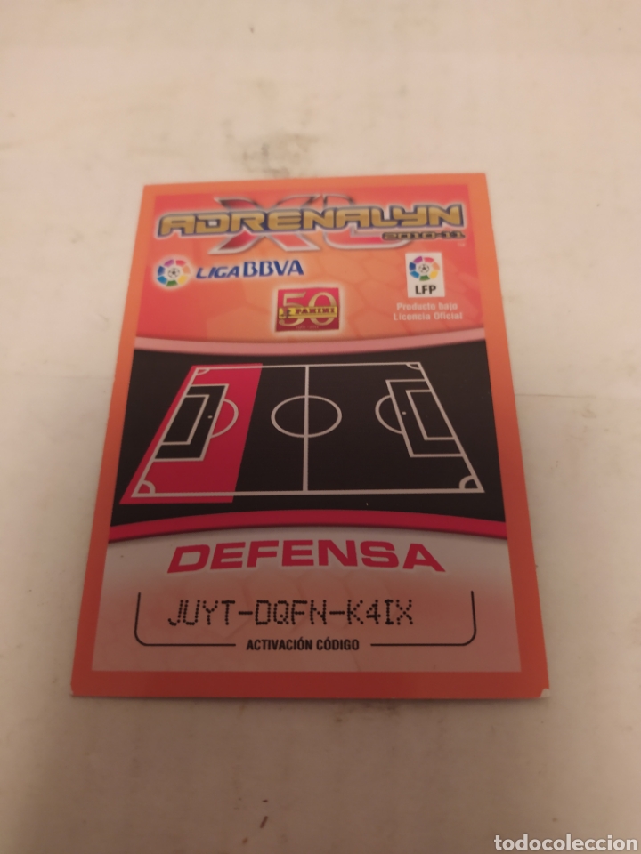 Cromos de f&uacute;tbol: Capdevila super crack adrenalyn 2010/2011 - Foto 2