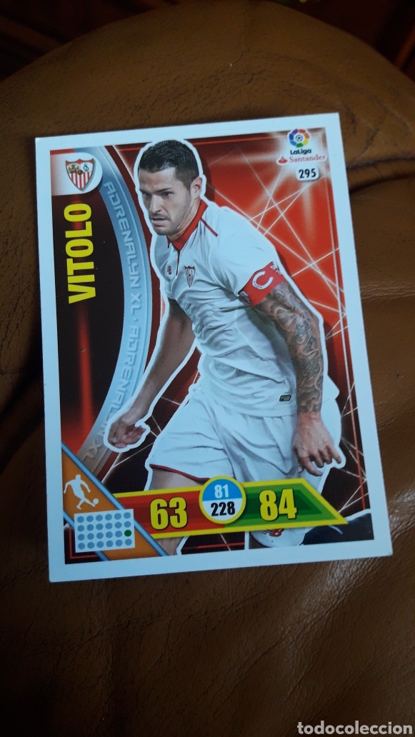 Fu&szlig;ball-Sticker: Panini Adrenalyn 2016 2017 16 17 295 Vitolo Sevilla