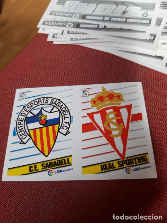 Football Stickers: Sabadell sporting de Gij&oacute;n escudo Este 2013 2014 13 14 sin pegar