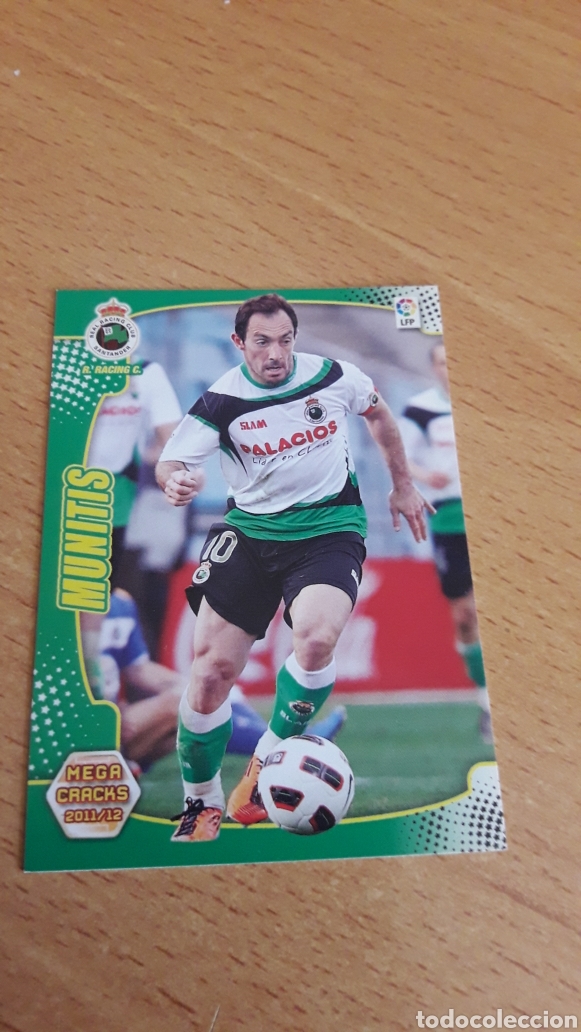 Fu&szlig;ball-Sticker: Panini megacracks 2011 2012 11 12 231 Munitis Racing de Santander