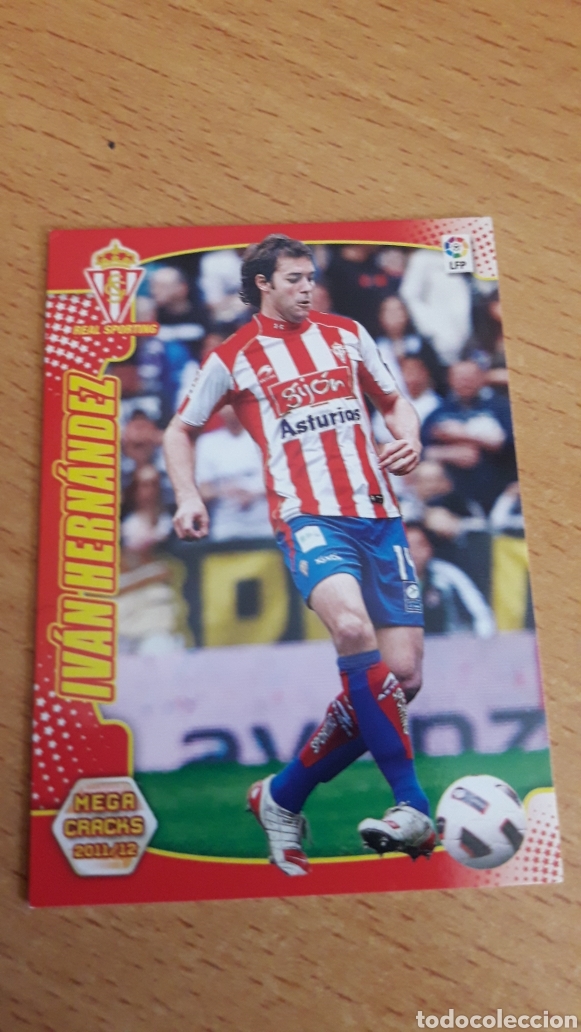 Fu&szlig;ball-Sticker: Panini megacracks 2011 2012 11 12 294 Iv&aacute;n Hern&aacute;ndez Sporting de Gij&oacute;n