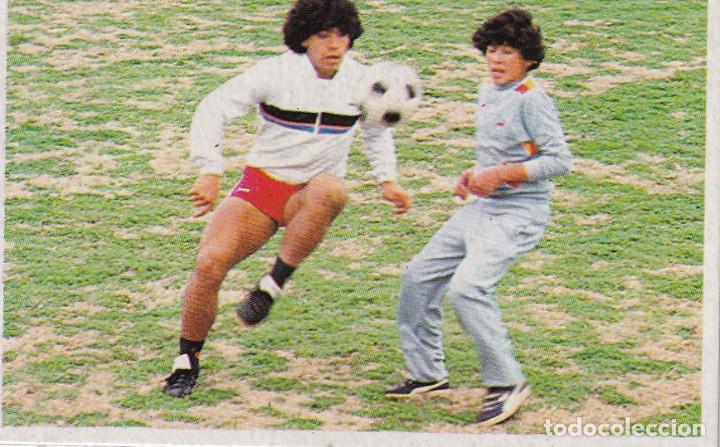 Cromos de F&uacute;tbol: MARADONA-MIS DRIBLINGS N&ordm; 66