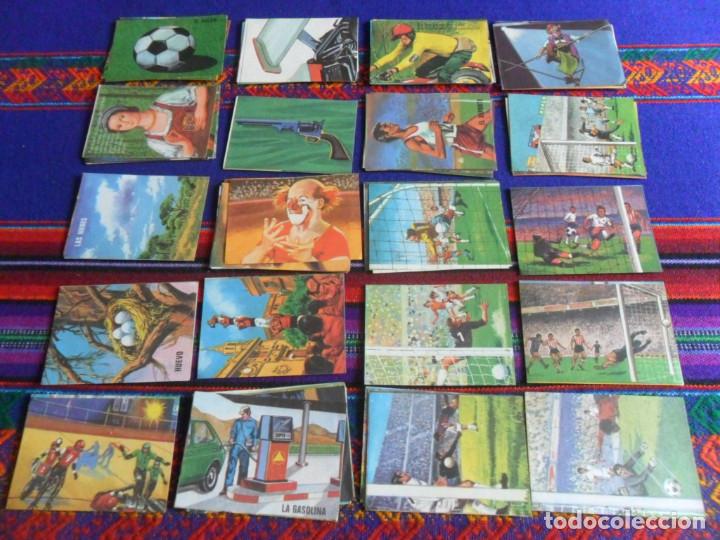 Cromos de Futebol: MUCHOS DE GOLES DE F&Uacute;TBOL, 166 CROMO NUNCA PEGADO EL LIBRO DE LAS ADIVINANZAS 2 BIMBO 1975. SUELTOS.