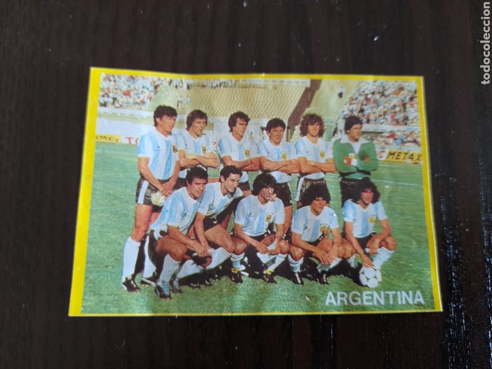 Cromos de F&uacute;tbol: F&Uacute;TBOL EN ACCION N&deg;47 ALINEACI&Oacute;N EQUIPO ARGENTINA SELECCION CON MARADONA