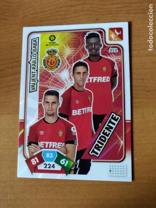 Fu&szlig;ball-Sticker: ADRENALYN 19-20 TRIDENTE VALJENT RAILLO BABA