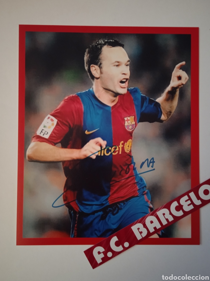 Cromos de f&uacute;tbol: Foto de Iniesta serigrafiada con el Barca - Foto 2