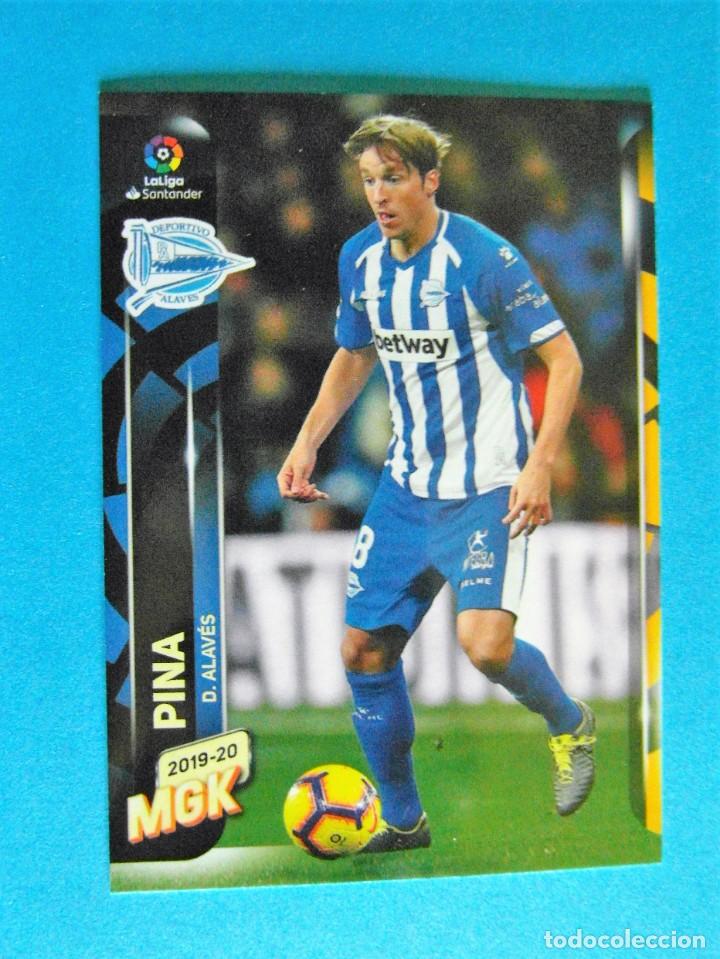 Fu&szlig;ball-Sticker: MEGACRACKS 2019 2020 19 20 ALAVES RODRIGO PINA 10