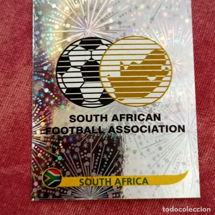 Fu&szlig;ball-Sticker: #031 31 ESCUDO SOUTH AFRICA MUNDIAL SOUTH AFRICA 2010 PANINI FIFA WORLD CUP STICKERS