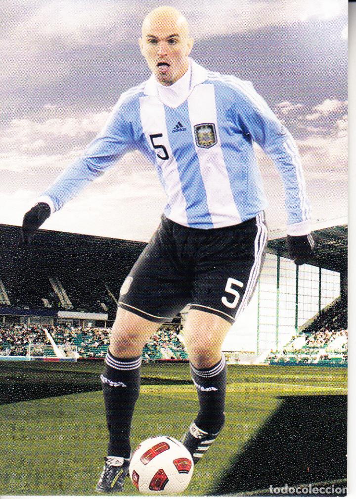 Fu&szlig;ball-Sticker: FUTERA 2012 WORLD FOOTBALL UNIQUE #065 ESTEBAN CAMBIASSO (ARGENTINA) BASE
