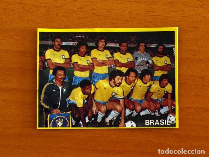Cromos de f&uacute;tbol: Mundial de Espa&ntilde;a - N&ordm; 44, Alineaci&oacute;n Brasil - F&uacute;tbol en acci&oacute;n Danone 82, 1982
