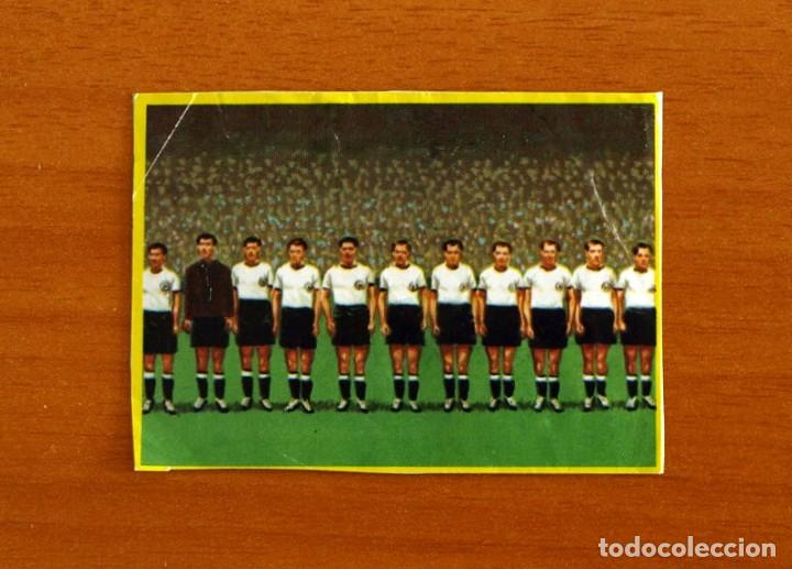 Cromos de f&uacute;tbol: Mundial de Espa&ntilde;a - N&ordm; 27, Alineaci&oacute;n Alemania del 1954 - F&uacute;tbol en acci&oacute;n Danone 82, 1982