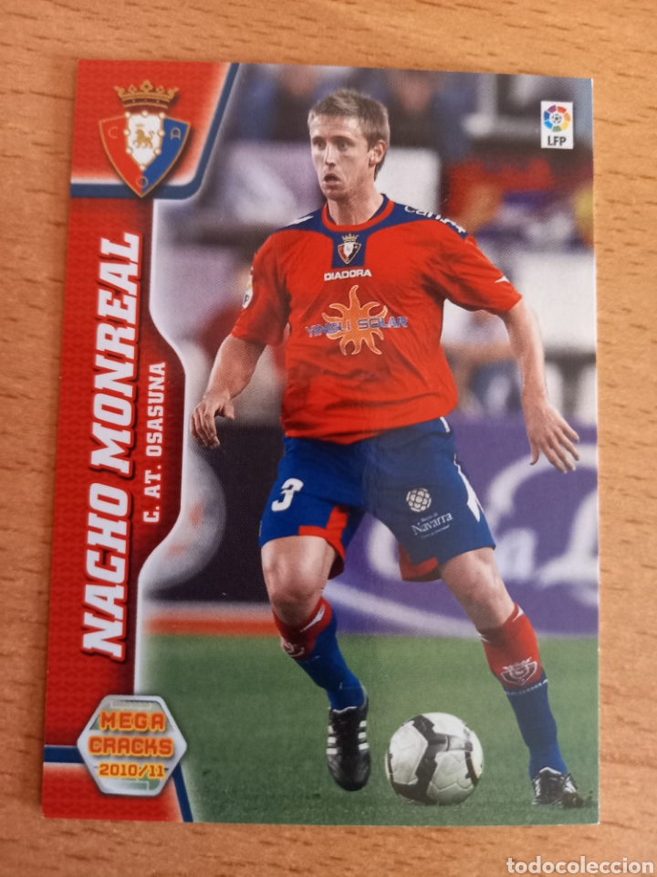 Figurine di Calcio: Panini megacracks 2010 2011 10 11 221 Nacho Monreal Osasuna
