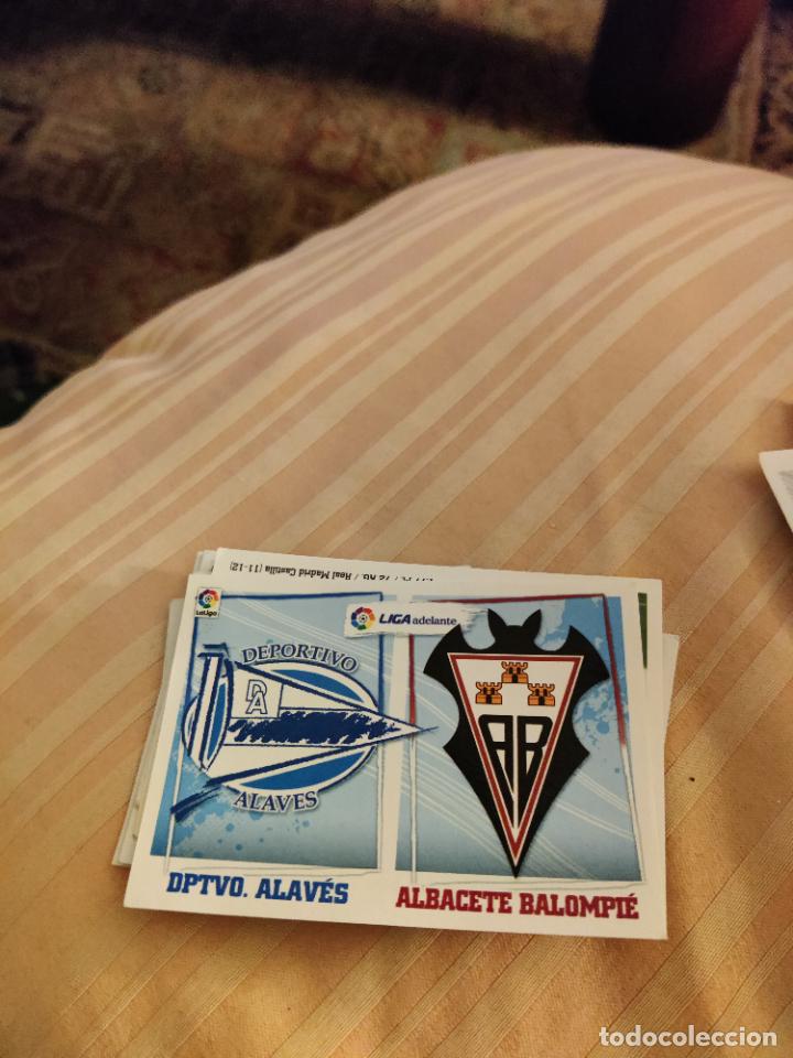Cartes &agrave; collectionner de Football: escudo alaves albacete 2016 2015 16 15 sin pegar