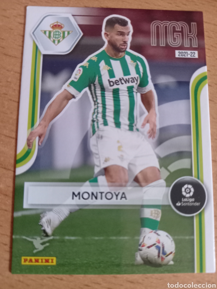 Figurine di Calcio: Panini megacracks 2021 2022 21 22 76 Montoya Real Betis