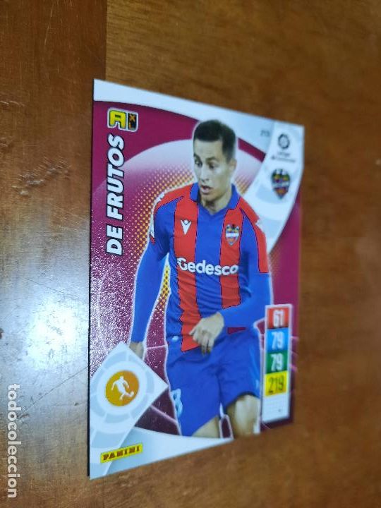 Cromos de f&uacute;tbol: DE FRUTOS 213. ADRENALYN XL. 2021-22. TRADING CARD GAME. BUEN ESTADO