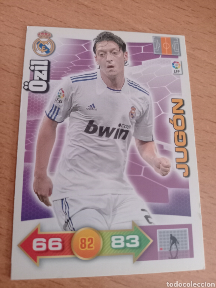 Fu&szlig;ball-Sticker: Panini Adrenalyn 2010 2011 10 11 Ozil Real Madrid jugon