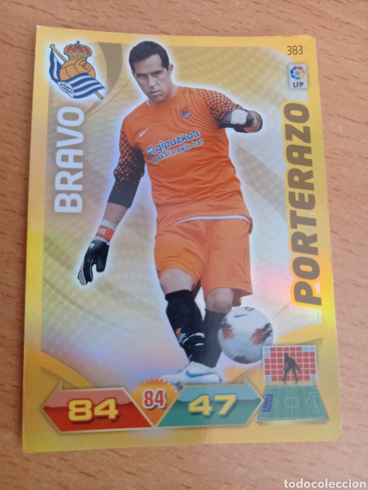 Fu&szlig;ball-Sticker: Panini Adrenalyn 2011 2012 11 12 383 Bravo Real Sociedad porterazo