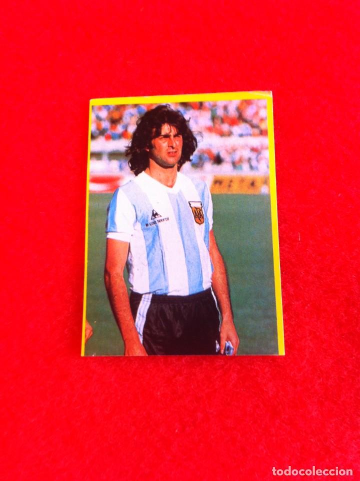 Fu&szlig;ball-Sticker: CROMO DE KEMPES. F&Uacute;TBOL EN ACCI&Oacute;N. DANONE 82. N&ordm; 87. (CROMO NUEVO)