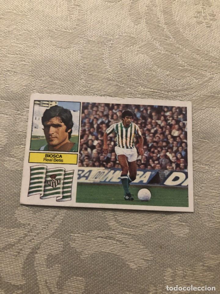 Cromos de f&uacute;tbol: BIOSCA REAL BETIS EDICIONES ESTE 82-83 - Foto 1