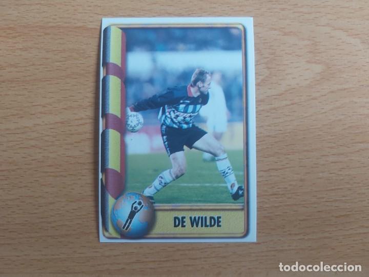 Cartes &agrave; collectionner de Football: CROMO FUTBOL MUNDIAL FRANCIA 98 EDITORIAL EDICIONES ESTADIO 77.DE WILDE-BELGICA-NUNCA PEGADO
