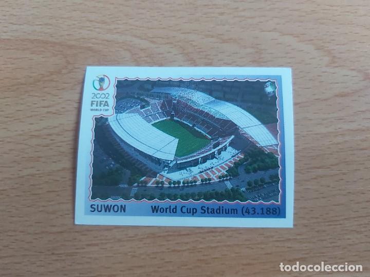 Figurine di Calcio: CROMO FUTBOL MUNDIAL 2002 EDITORIAL PANINI 13.SEDE SUWON-NUNCA PEGADO-TRASERA EN NEGRO