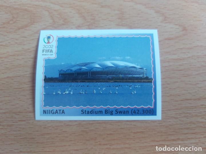 Figurine di Calcio: CROMO FUTBOL MUNDIAL 2002 EDITORIAL PANINI 19.SEDE NIIGATA-NUNCA PEGADO-TRASERA EN NEGRO