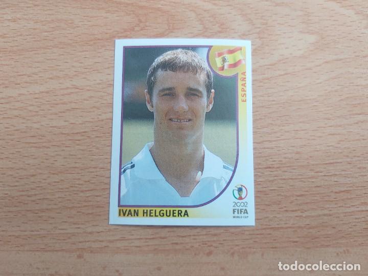 Football Stickers: CROMO FUTBOL MUNDIAL 2002 EDITORIAL PANINI 105.HELGUER-ESPA&Ntilde;A/R.MADRID-NUNCA PEGADO-TRASERA EN NEGRO